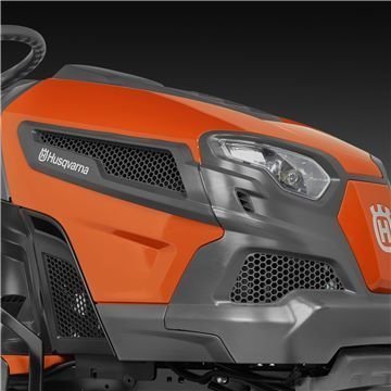 HUSQVARNA TC 242 T mit Schneeschild 120Plus & Gartentraktoren Anhänger 275