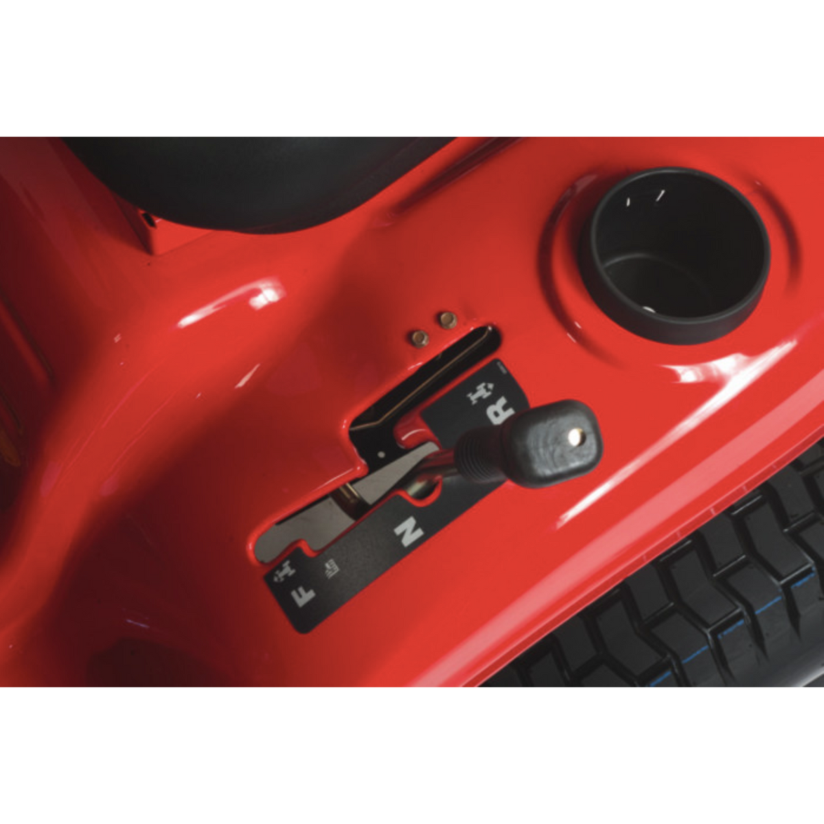 Nagelneuer MTD SMART RG 145 Aufsitzmäher mit Seitenauswurf – Sofortverkauf